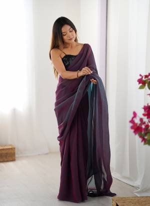 Attrective These Party Wear Ready To Wear Saree in Fine Two Tone Colored.These Saree Are Glassy Two Tone And Blouse is Georgette Fabricated.Its Beautified With Two Tone Color Solid With Sequance Embroidery Work Blouse.