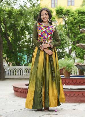 Attractive These Navratri Special Lehenga Top in Fine Colored. These Lehenga Are Chinon And Top Are Fabricated On Chinon Fabriced. It is Beautified With Designer Pedding Color With Traditional Kutchi Gamthi Embroidery Work.