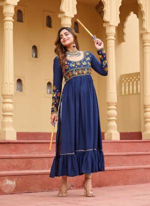 Looking These Beautiful Navratri Readymade Kurti.These Kurti is Fabricated On Rayon.Its Beautified With Designer Kutchi Gamthi Embroidery Work.