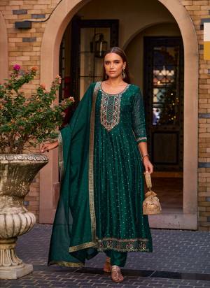 Garb These Beautiful Looking Readymade Anarkali Style Suits.These Top Are Vichitra Silk And Bottom Are Vichitra Silk And Dupatta Are Vichitra Silk Fabricated.Its Beautified With Foil Printed,Designer Embroidery,Hand Work.