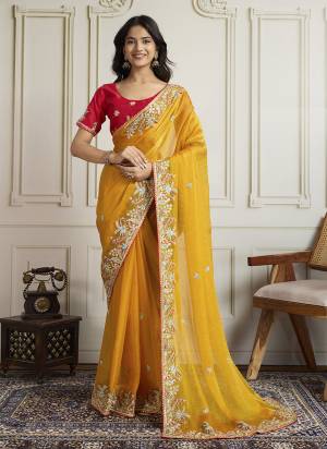 Garb These Party Wear Saree in Fine Colored.These Saree Are Frendy Chiffon And Blouse is Art Silk Fabricated.Its Beautified With Designer Embroidery Work.