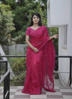 Garb These Party Wear Saree in Fine Colored.These Saree Are Twill Net And Blouse is Mono Diamond Silk Fabricated.Its Beautified With Designer Thread,Sequance Embroidery,Cut Work.
