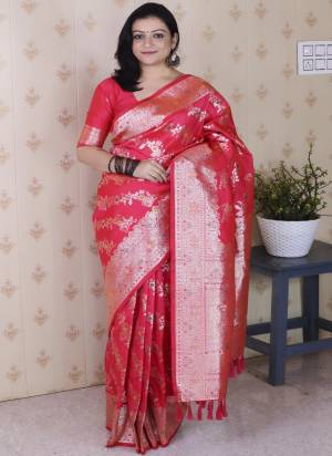 Looking These Party Wear Saree in Fine Colored.These Saree And Blouse is Fabricated On Banarasi Silk.Its Beautified With Weaving Silver Jari Designer.