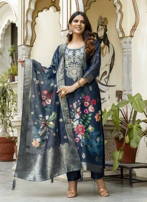 Looking These Suit in Fine Colored Pair With Bottom And Dupatta.These Top And Dupatta Are Fabricated On Chanderi Cotton Pair With Viscose Gadhwal Botton.Its Beautified With Woven Jacquard Designer,Printed.
