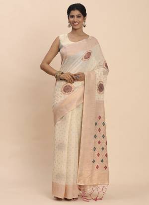 Attractive These Fastive And Party Wear Saree in Fine Colored.These Saree And Blouse is Fabricated On Linen Cotton.Its Beautified With Heavy Weaving Havey Designer.