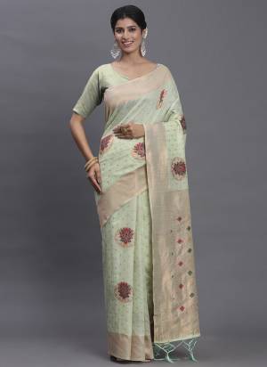 Attractive These Fastive And Party Wear Saree in Fine Colored.These Saree And Blouse is Fabricated On Linen Cotton.Its Beautified With Heavy Weaving Havey Designer.