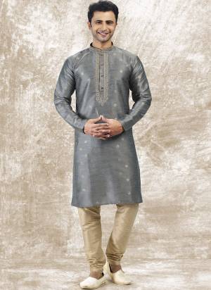 Looking These Party Wear Mans Wear Kutra Payjama wearing this fashionable. These Kurta Are Jacquard Silk And Payjama Art Silk finest Fabriced With Woven Designer With Thread Embroidery Work.