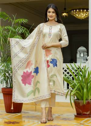 Looking These Suit in Fine Colored Pair With Bottom And Dupatta.These Top And Bottom Are Fabricated On Viscose Assam Silk Pair With Assam Silk Dupatta.Its Beautified With Designer Embroidery Work,Printed.