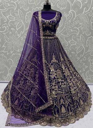For A Fancy Designer Look,Grab These Lehenga Choli With Dupatta in Fine Colored.These Lehenga And Choli Are Net And Dupatta Are Fabricated On Soft Net Pair.Its Beautified With Heavy Dori, Sequance Embroidery,Modif Pipe Work. 