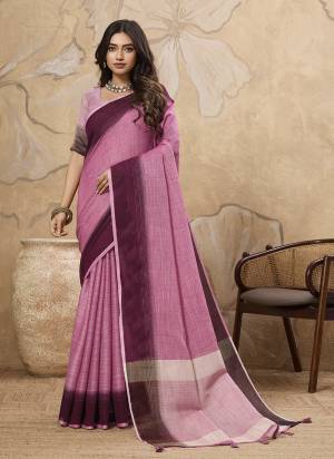 Attractive These Fastive And Party Wear Saree in Fine Colored.These Saree And Blouse is Fabricated On Linen.Its Beautified With Woven Designer.