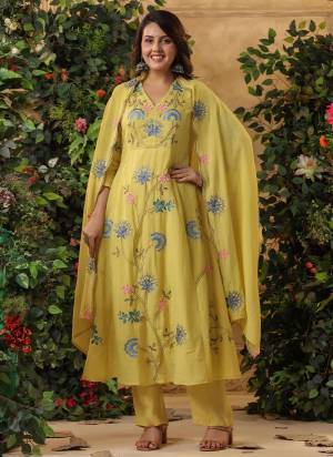 Looking These Suit in Fine Colored Pair With Bottom And Dupatta.These Top Are Viscose Chanderi And Bottom Are Fabricated On Viscose Chanderi Pair With Viscose Chanderi Dupatta.Its Beautified With Designer Embroidery Work.