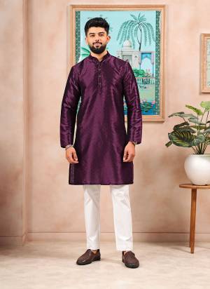 For A festive And Party Wear,Looking These Readymade Kurta With Payjama in Fine Colored.These Kurta is Fabricated On Art Silk And Art Silk Bottom With Designer Embroidery Work.Buy Now.