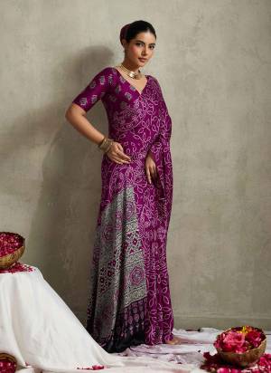 Looking These Traditinol Party Wear Saree in Fine Colored.These Saree Are Satin Silk And Blouse is Fabricated On Satin Silk Pair.Its Beautified With Designer Bandhani Printed.