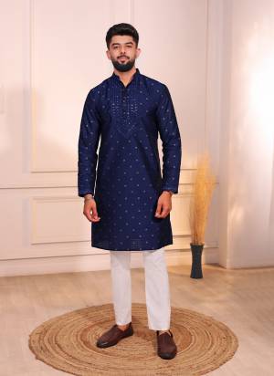 For A festive And Party Wear,Looking These Readymade Kurta With Payjama in Fine Colored.These Kurta is Fabricated On Jacquard Silk And Art Silk Bottom With Woven Butti Designer With Mirror Embroidery Work.Buy Now.