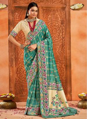 Attrective These Party Wear Saree in Fine Colored.These Saree Are Velvet Tussar Silk And Blouse is Fabricated On Velvet Tussar Silk Pair.Its Beautified With Designer Paithani Pallu With Ghatchola Printed.