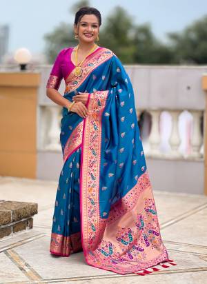 Attractive These Party Wear Saree in Fine Colored.These Saree Are Paithani Silk And Blouse is Fabricated On Paithani Silk.Its Beautified With Weaving Jacquard Meenakari Designer.