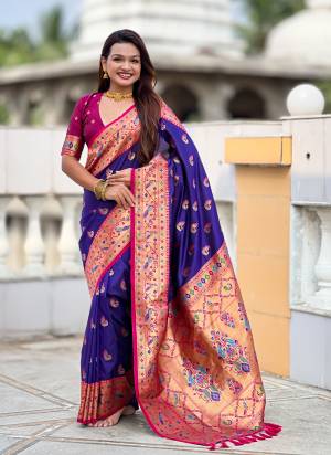 Garb These Party Wear Saree in Fine Colored.These Saree Are Paithani Silk And Blouse is Fabricated On Paithani Silk.Its Beautified With Weaving Jacquard Meenakari Designer.