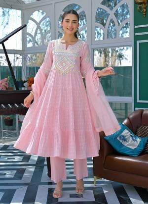 Looking These Suit in Fine Colored Pair With Bottom And Dupatta.These Top Are Flex Butti Cotton And Bottom Are Fabricated On Flex Cotton Pair With Kota Chex Dupatta.Its Beautified With Designer Embroidery Work,Hand Kodi Lace.