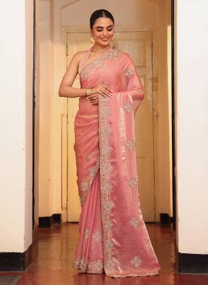 Attractive These Fancy Party Wear Saree in Fine Colored.These Saree Are Tissue And Blouse is Fabricated On Art Silk Pair.Its Beautified With Fancy Disigner Saree.