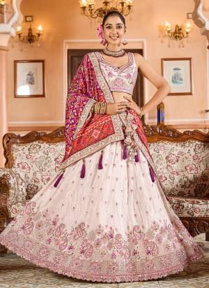 Attrective Looking This Party Wear Fine Color Fancy Heavy Designer Choli And Lahenga Fabriced On Tissue And Dupatta Tissue In Fabricated Beautified With Attrective Designer Sequance,Thread Embroidery Work. Buy Now.