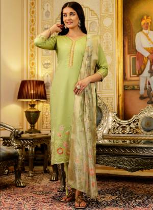 Looking These Suit in Fine Colored Pair With Bottom And Dupatta.These Top And Bottom Are Fabricated On Viscose Shimmer Pair With Jacquard Organza Dupatta.Its Beautified With Designer Embroidery Work.