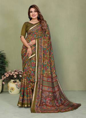 Garb These Party Wear Saree in Fine Colored.These Saree And Blouse is Fabricated On Mul Cotton.Its Beautified With Designer Traditional Digital Printed.