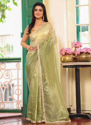 Garb These Fancy Party Wear Saree in Fine Colored.These Saree Are Chiffon And Blouse is Fabricated On Art Silk Pair.Its Beautified With Fancy Disigner Saree.