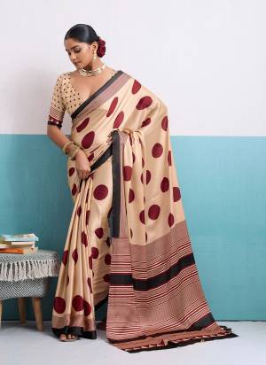 Looking These Traditinol Party Wear Saree in Fine Colored.These Saree Are Satin Silk And Blouse is Fabricated On Satin Silk Pair.Its Beautified With Designer Goli Printed.