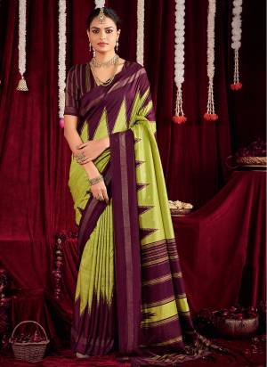 Garb These Traditinol Party Wear Saree in Fine Colored.These Saree Are Ikkat Silk And Blouse is Fabricated On Ikkat Silk Pair.Its Beautified With Designer Zig Zag Printed.
