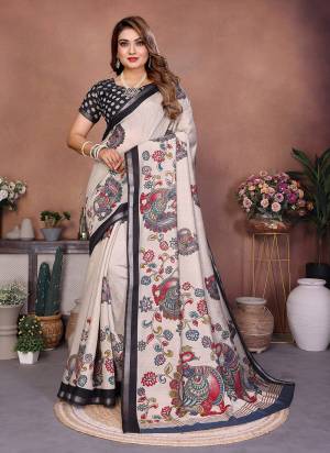 Looking These Party Wear Saree in Fine Colored.These Saree And Blouse is Fabricated On Mul Cotton.Its Beautified With Designer Kalamkari Printed.