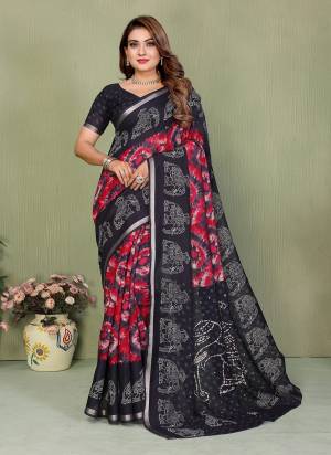 Looking These Party Wear Saree in Fine Colored.These Saree And Blouse is Fabricated On Mul Cotton.Its Beautified With Designer Printed.