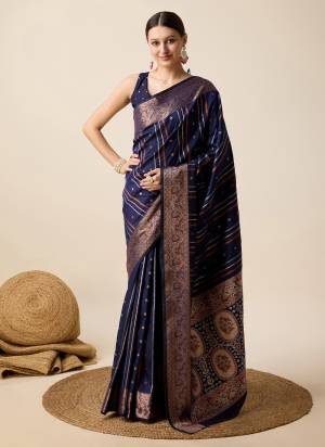 Garb This Party Wear Saree Paired With Blouse.This Saree And Blouse Are Jacquard Silk Fabric With Heavy Woven Sona Chandi Jari Designer. Buy This Pretty Saree Now.
