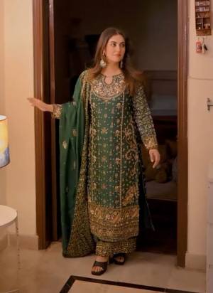 Attrective These Beautiful Looking Readymade Plazzo Suits.These Top And Bottom is Fabricated On Georgette And Georgette Dupatta.Its Beautified With Designer Sequance Embroidery Work .