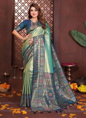 Garb These Festivel,Party Wear Saree in Fine Colored.These Saree And Blouse is Fabricated On Banarasi Tissue Silk.Its Beautified With Woven Paithani Pallu Heavy Designer.