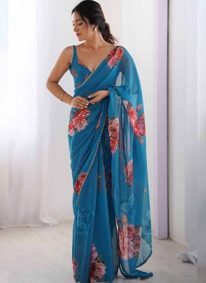 Attractive These Party Wear Saree in Fine Colored.These Saree Are Georgette And Blouse is Georgette Fabricated.Its Beautified With Designer Printed With Moti Lace Border.