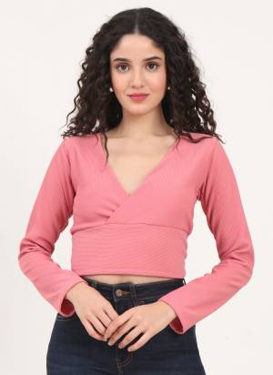 Looking These Beautiful Looking Readymade Tank Top.These Top is Fabricated On Knited.Its Beautified With Woven Solid Designer.