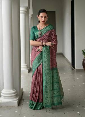 Attactive These Festive Wear Saree in Fine Colored.These Saree And Blouse is Fabricated On Tussar Silk.Its Beautified With Designer Ikkat Printed.