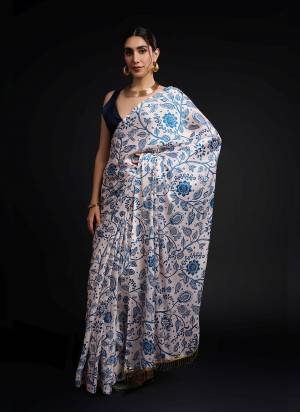 Grab These Ready To Wear Saree in Fine Colored.These Saree is Fabricated On Chinon Pair With Banglori Silk Blouse.Its Beautified Designer Digital Printed.