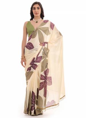Looking These Ready To Wear Saree in Fine Colored.These Saree is Fabricated On Chinon Pair With Banglori Silk Blouse.Its Beautified Designer Digital Printed.