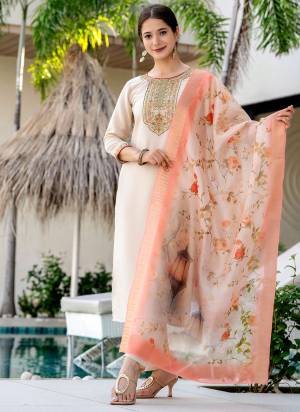 Garb These Suit in Fine Colored Pair With Bottom And Dupatta.These Top Are Rayon And Bottom Are Fabricated On Rayon Pair With Organza Dupatta.Its Beautified With Designer Embroidery Work.