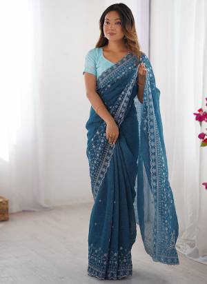 Looking These Party Wear Saree in Fine Colored.These Saree Are Crunchy Silk And Blouse is Fabricated On Banglori Silk.Its Beautified With Designer Embroidery Cut  Work.