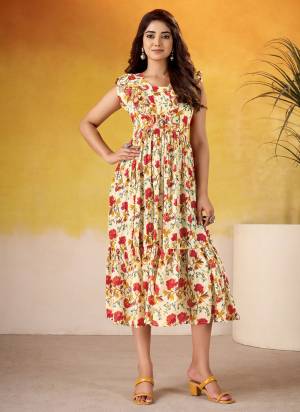 Attractive These Beautiful Looking Readymade Long Kurti.These Kurti Fabricated On Maslin Silk.Its Beautified With Designer Floral Printed.