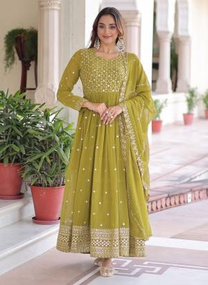 Garb These Beautiful Looking Party Wear Readymade Long Gown With Dupatta.These Gown Are Faux Georgette And Dupatta is Fabricated On Faux Georgette.Its Beautified With Designer Jari,Sequance Embroidery Work.