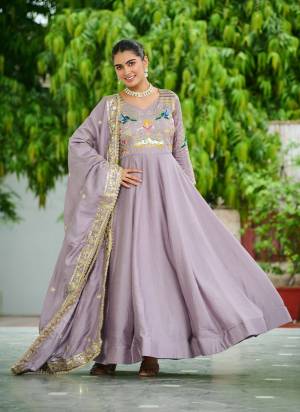 Garb These Beautiful Looking Party Wear Readymade Long Gown With Dupatta.These Gown Are Vichitra Silk And Dupatta is Fabricated On Vichitra Silk.Its Beautified With Designer Multy Thread,Jari,Sequance Embroidery Work.