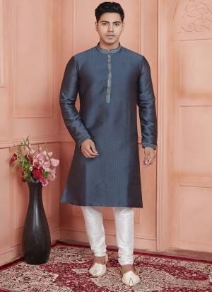 Looking These Party Wear Mans Wear Kutra Payjama wearing this fashionable. These Kurta Are Jacquard Silk And Payjama Art Silk finest Fabriced With Woven Designer With Embroidery Work.