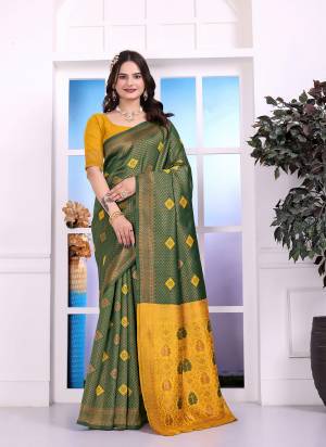 Garb These Party Wear Saree in Fine Colored.These Saree Are Art Silk And Blouse is Art Silk Fabricated.Its Beautified With Woven Designer.