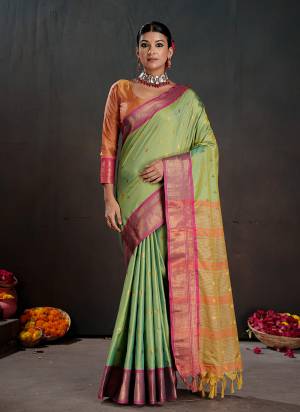 Attractive These Fastive Saree in Fine Colored.These Saree Are Art Silk And Blouse is Fabricated On Art Silk Pair.Its Beautified With Woven Designer.