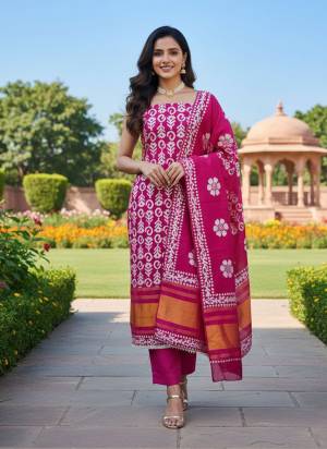 Grab These Suit in Fine Colored Pair With Bottom And Dupatta.These Top Are Gajji Silk And Dupatta Are Fabricated On Gajji Silk Pair With Santoon Bottom.Its Beautified With Woven Jari Patta Designer With Batik Printed.