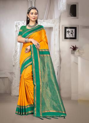 Attractive These Fastive And Party Wear Saree in Fine Colored.These Saree And Blouse is Fabricated On Silk.Its Beautified With Woven Pallu Border Galla Designer.