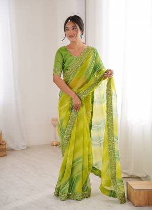 Attractive These Party Wear Saree in Fine Colored.These Saree Are Georgette Chiffon And Blouse is Banglori Fabricated.Its Beautified With Designer Pedding Laheriya Gold Foil Printed With Embroidery Work Lace Border.